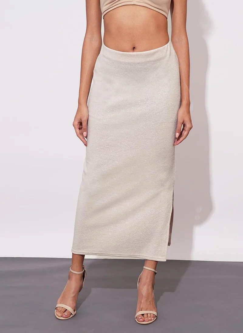 globus Globus Women Sheen Self Design Stretchable Mid-Rise Side Slit Maxi Party Pencil Skirt